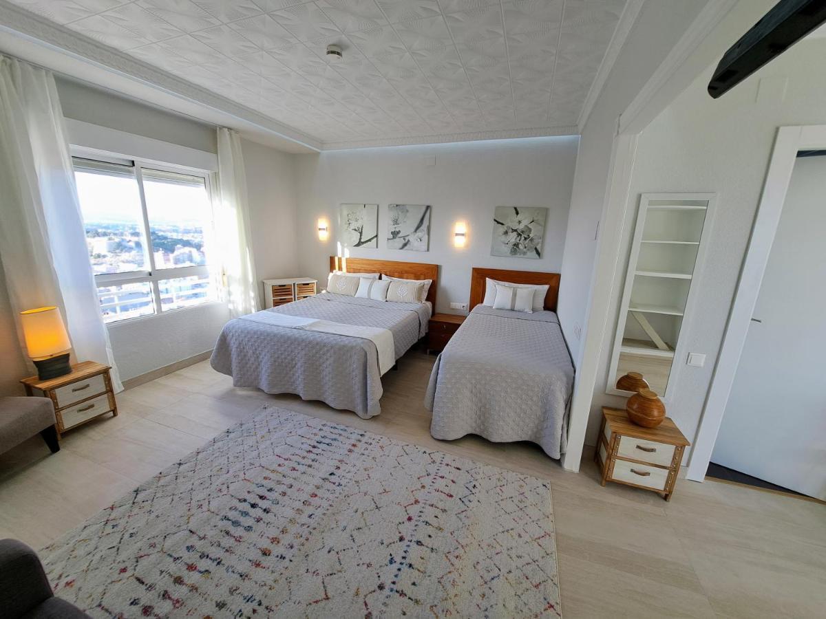 Alicante Skylights Apartments ภายนอก รูปภาพ