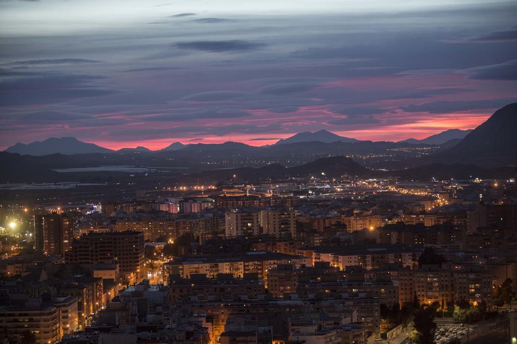 Alicante Skylights Apartments ห้อง รูปภาพ