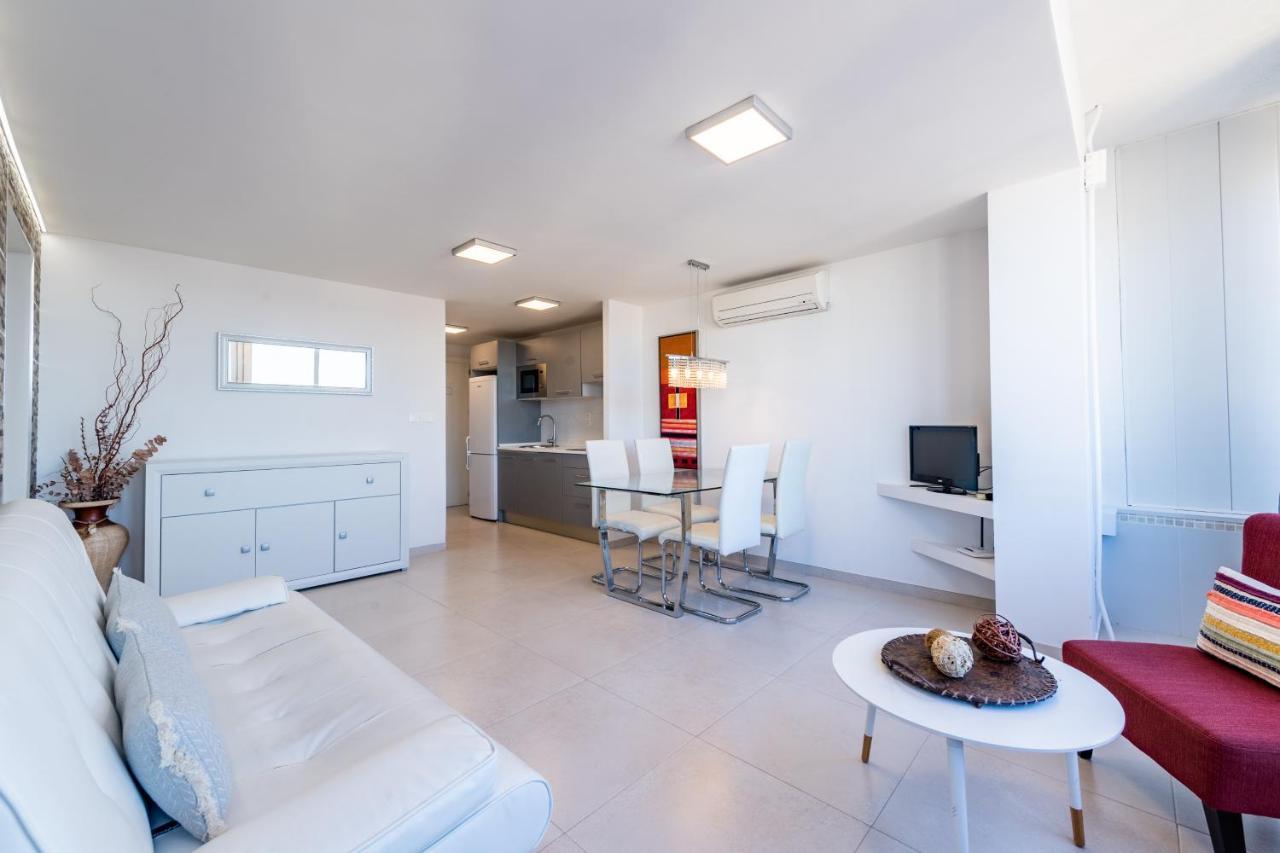 Alicante Skylights Apartments ภายนอก รูปภาพ