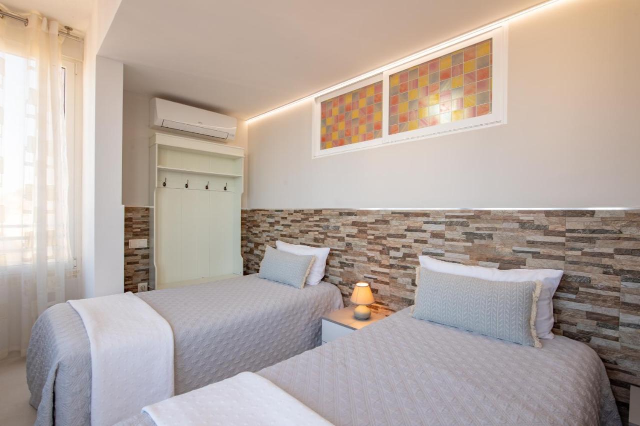 Alicante Skylights Apartments ภายนอก รูปภาพ