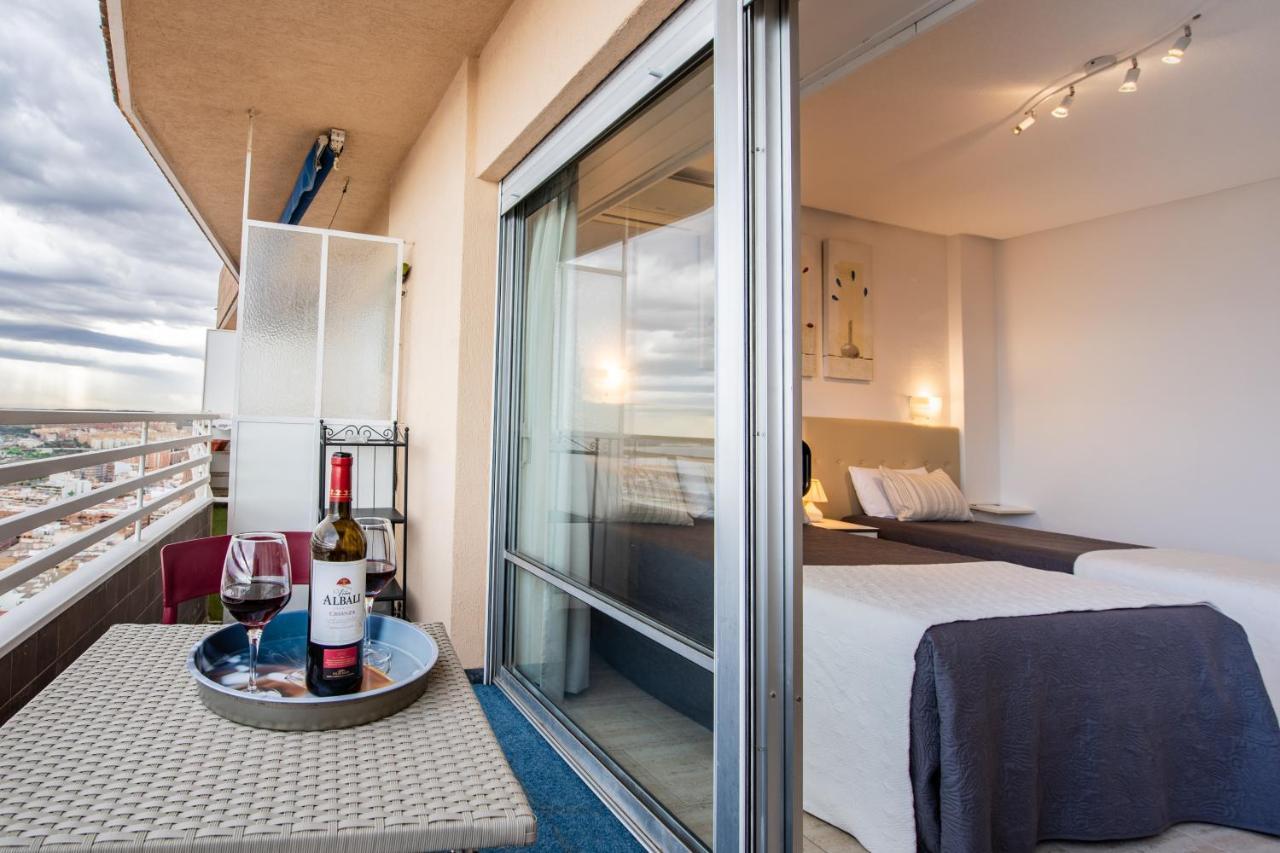 Alicante Skylights Apartments ภายนอก รูปภาพ